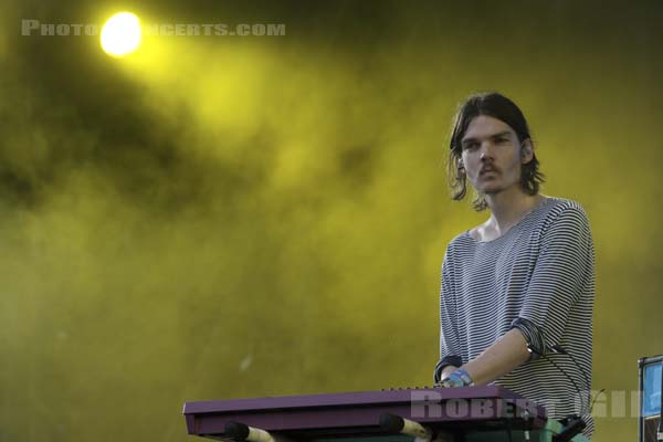 TAME IMPALA - 2015-08-30 - SAINT CLOUD - Domaine National - Grande Scene - 